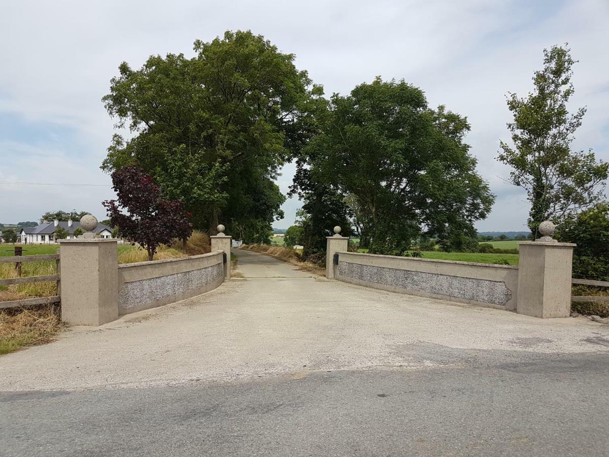 Winter Heights Hotel Aughnagroagh Bridge Exterior foto